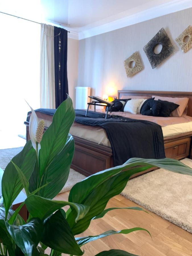 Center Appartement Ternopil Buitenkant foto